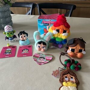 Popmart Cry baby random items